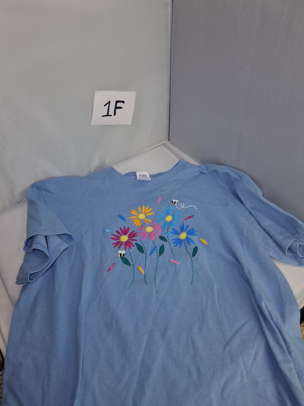 1F Delta Pro Rate Grannycore Flower Shirt Vintage T Shirt Large